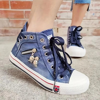 Bernicia | Sneaker tendencia urbana - look denim y cremallera