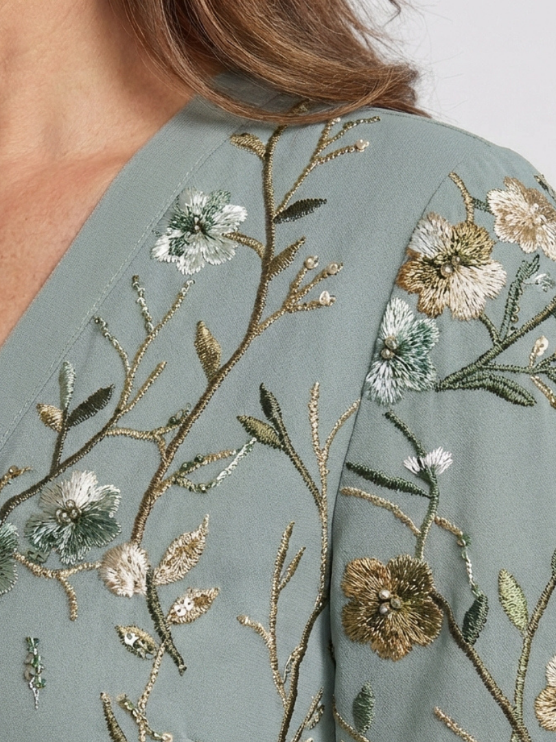 Vestido maxi con cuello en V floral en Verde - fresco y elegante