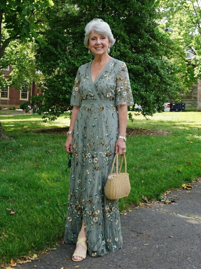 Vestido maxi con cuello en V floral en Verde - fresco y elegante