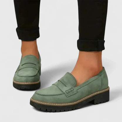 Mocasines ortopédicos de cuero con suela ergonómica y diseño clásico para mujer, cómodos y versátiles para oficina o diario