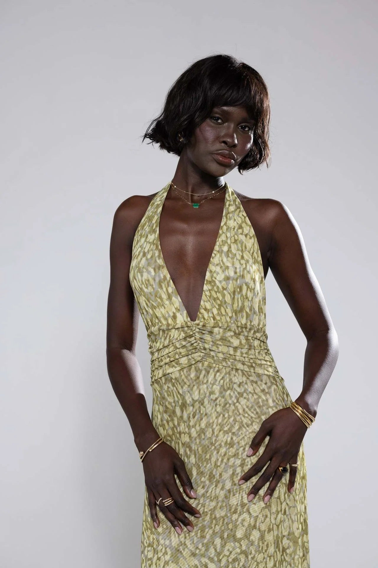 Vestido maxi con escote en V para mujer - Elegancia sofisticada para verano