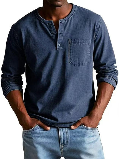Camiseta casual para hombre con cuello henley y bolsillo en el pecho, estilo relajado y versátil