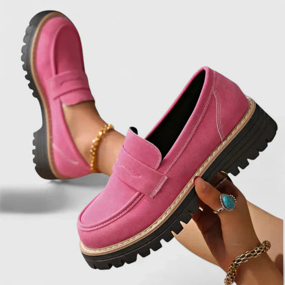 Mocasines ortopédicos de cuero con suela ergonómica y diseño clásico para mujer, cómodos y versátiles para oficina o diario