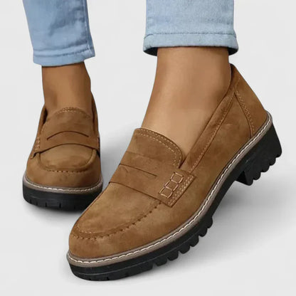 Mocasines ortopédicos de cuero con suela ergonómica y diseño clásico para mujer, cómodos y versátiles para oficina o diario
