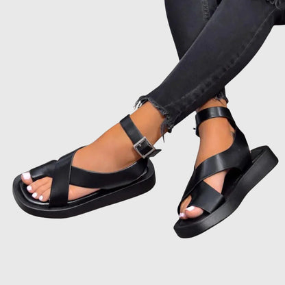Sandalias gladiator planas con tiras anchas para mujer