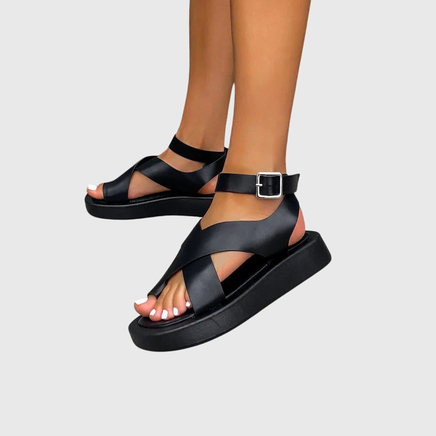 Sandalias gladiator planas con tiras anchas para mujer