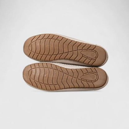 Zapatos planos con perforaciones elegantes para mujer