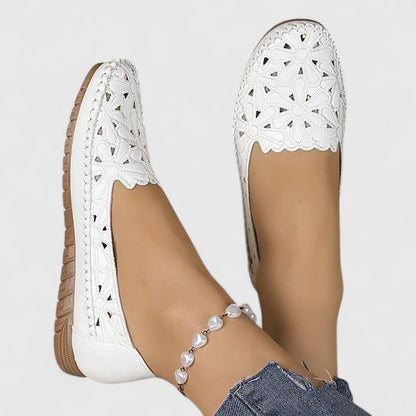 Zapatos planos con perforaciones elegantes para mujer