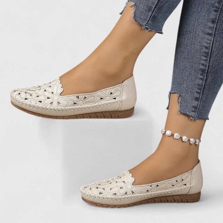 Zapatos planos con perforaciones elegantes para mujer