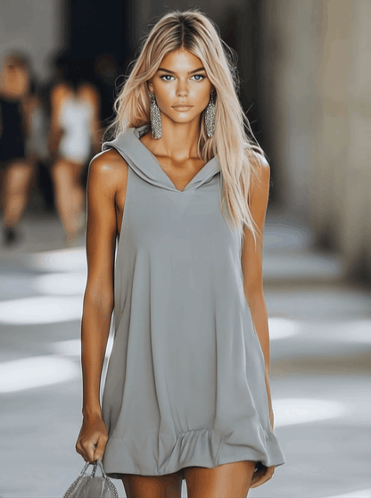 Vestido Mini Capucha Sin Mangas