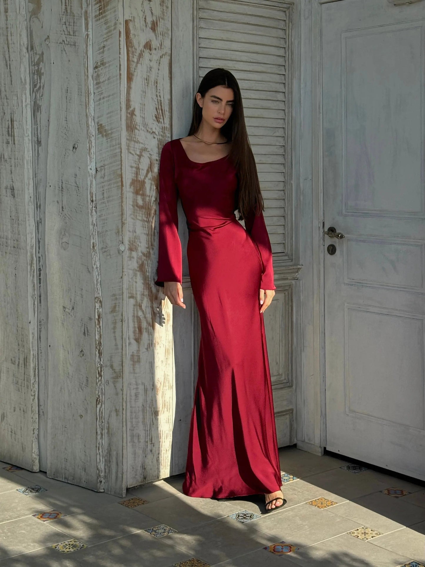 Vestido maxi ajustado con manga larga para mujer - Elegancia veraniega