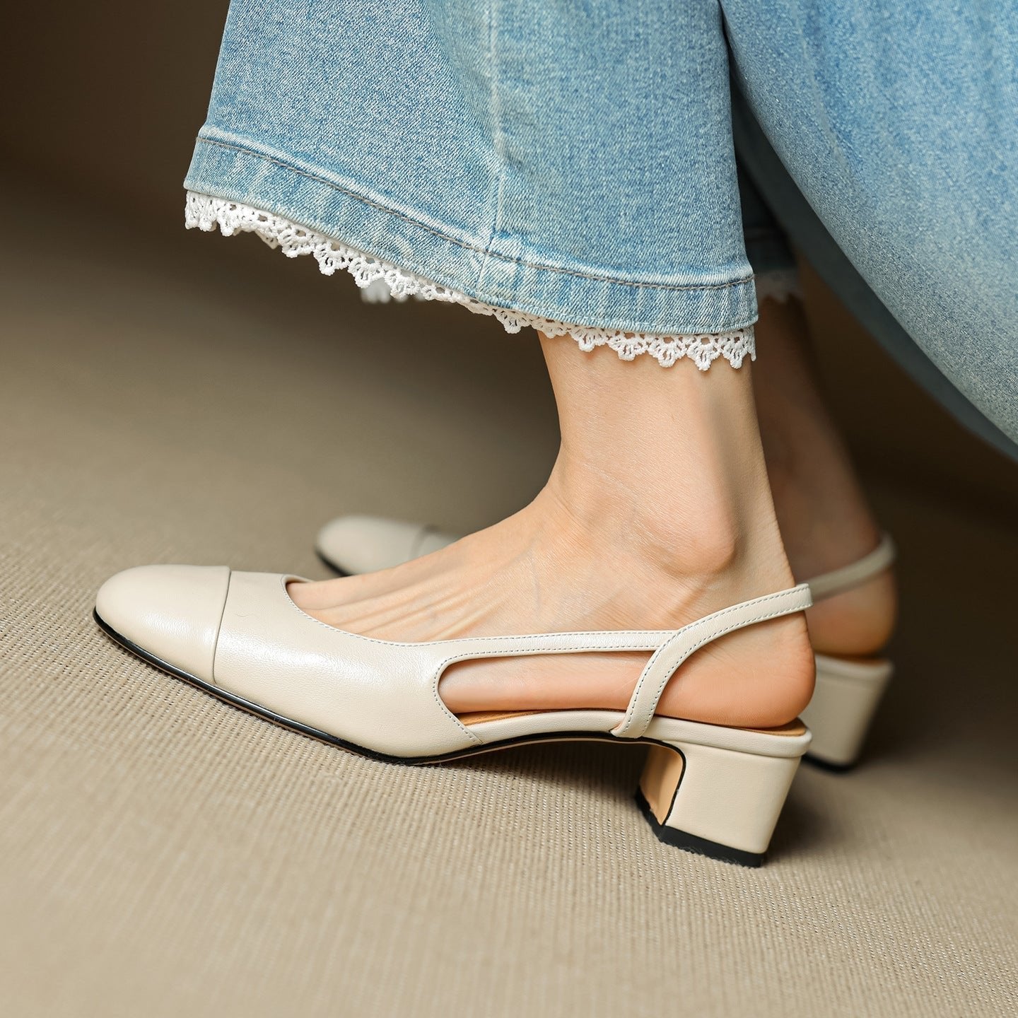 Zapatos de Tacón Cuero Genuino Puntera Almendra Tacón Bloque