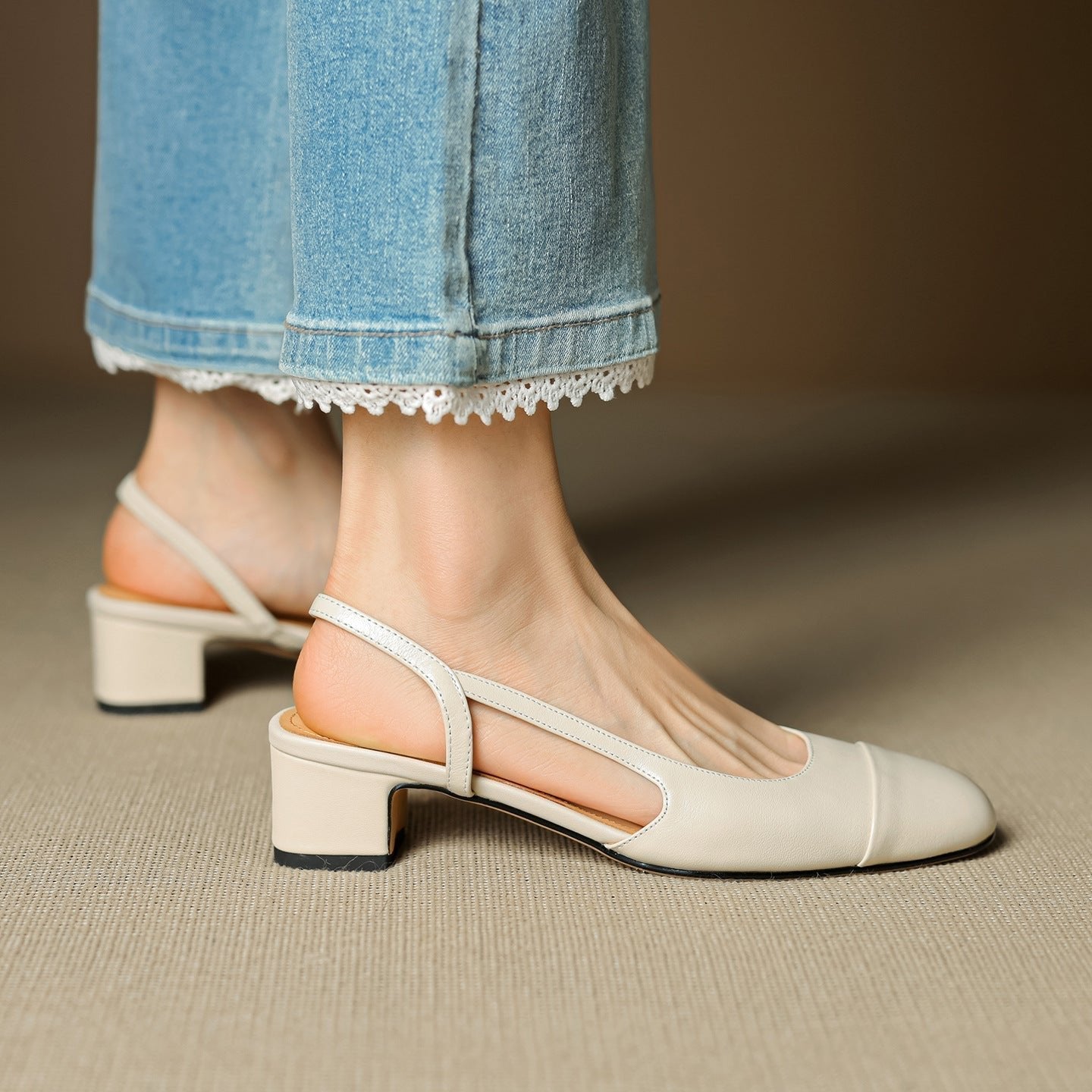Zapatos de Tacón Cuero Genuino Puntera Almendra Tacón Bloque