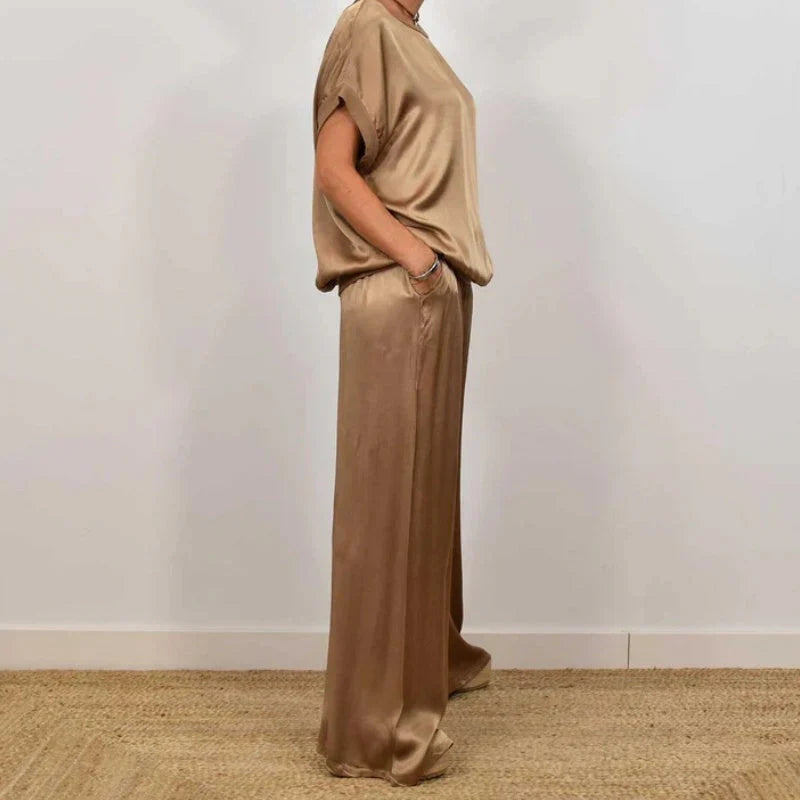 Traje elegante de dos piezas con blazer y pantalón para mujer, sofisticado para oficina o evento