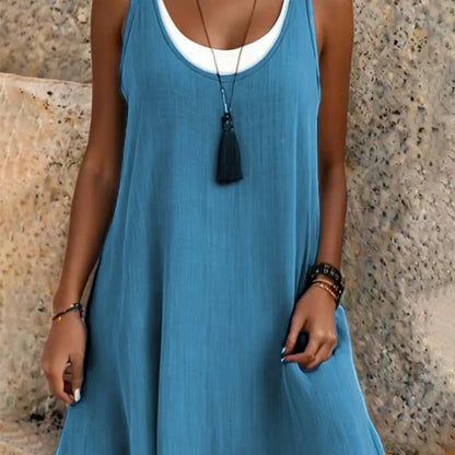 Vestido minimalista de tirantes para tus días más ligeros
