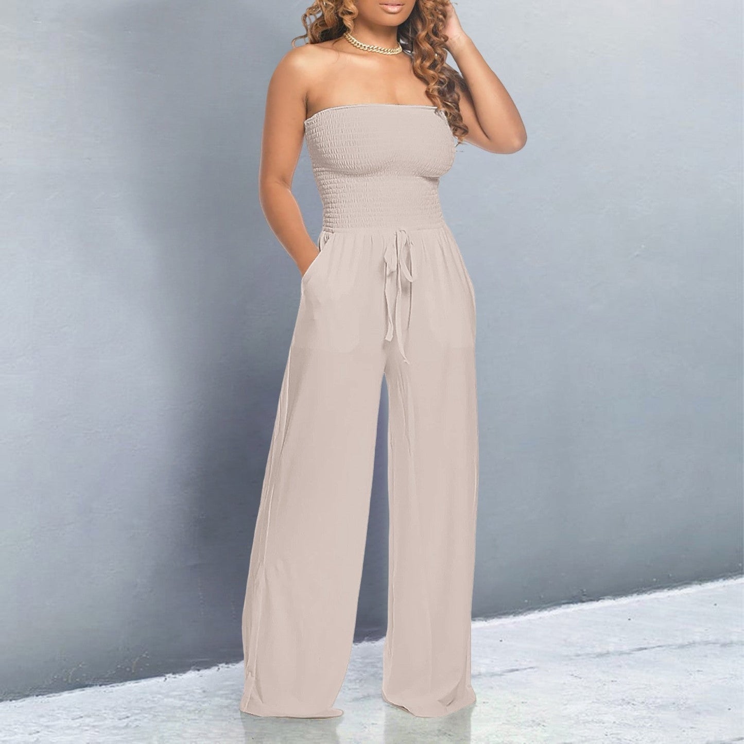 Mono off-shoulder moderno para mujer, ligero y elegante para verano o fiesta