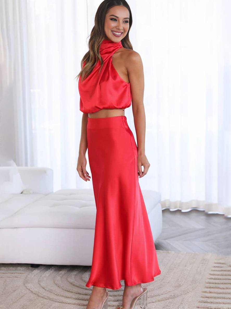 Conjunto de noche con cuello halter para mujer