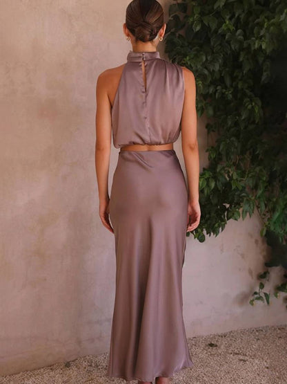 Conjunto de noche con cuello halter para mujer