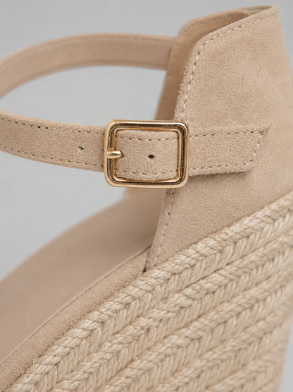 Isabella | Sandalias de Cuña con Punta Cerrada