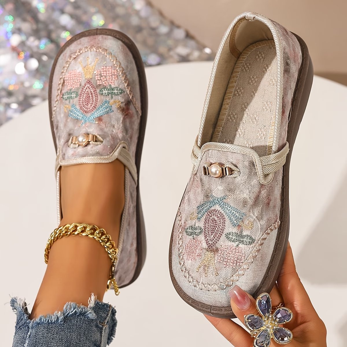 Women's Embroidered Floral Slip-On Loafers
