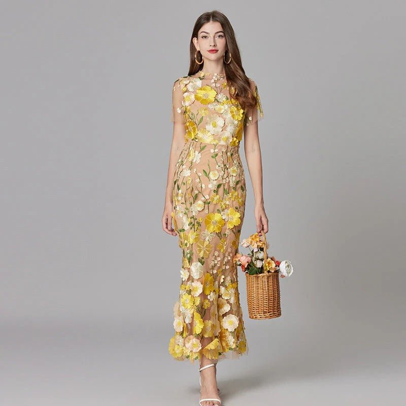 Women's Floral Applique Sleeveless Maxi Dress